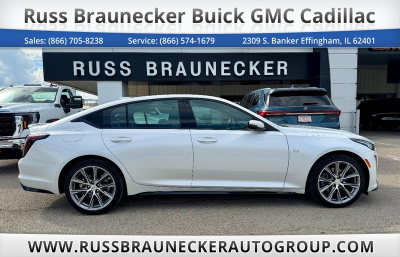 Cadillac CT5 Vehicle Full-screen Gallery Image 01