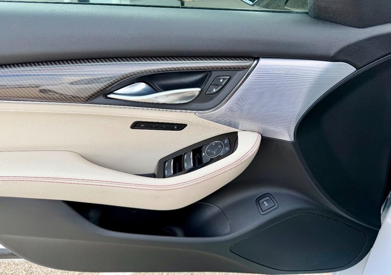 Cadillac CT5 Vehicle Full-screen Gallery Image 25