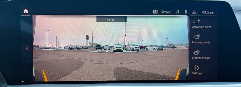 BMW X7 Vehicle Full-screen Gallery Image 28