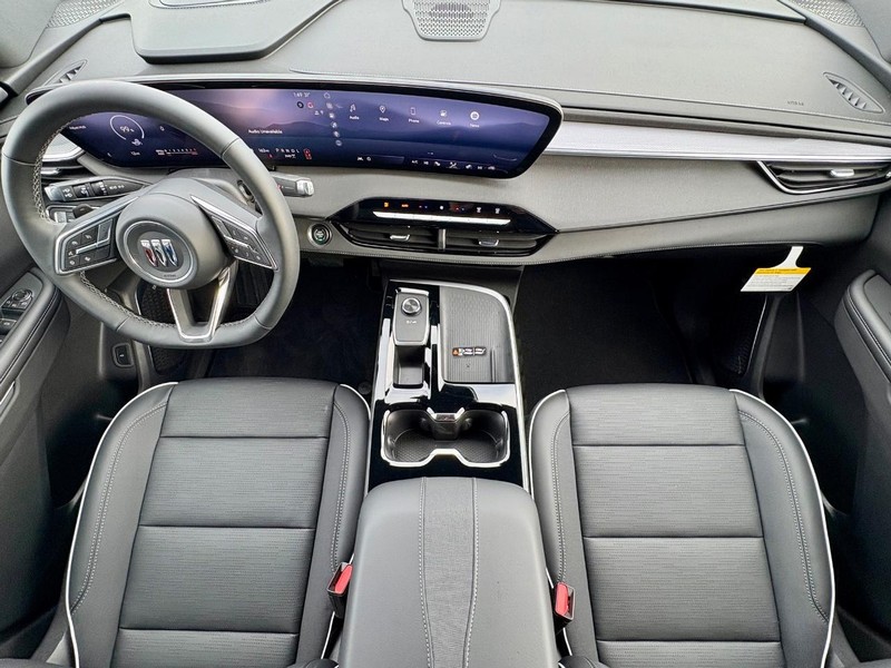 Buick Enclave Vehicle Full-screen Gallery Image 15