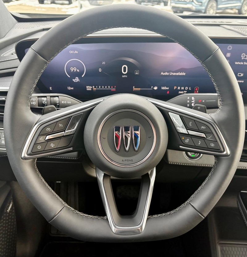 Buick Enclave Vehicle Full-screen Gallery Image 22