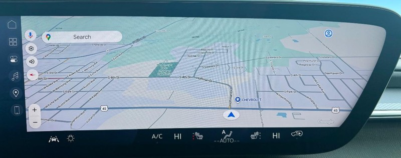 Buick Enclave Vehicle Full-screen Gallery Image 28