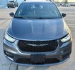 2022 Chrysler Pacifica Limited thumbnail image 02