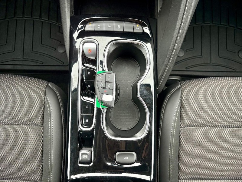 Buick Envision Vehicle Full-screen Gallery Image 14