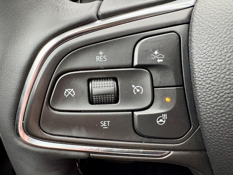 Buick Envision Vehicle Full-screen Gallery Image 20