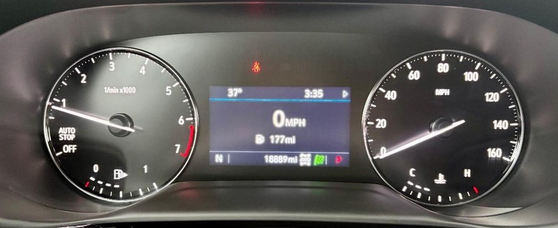 Buick Envision Vehicle Full-screen Gallery Image 22