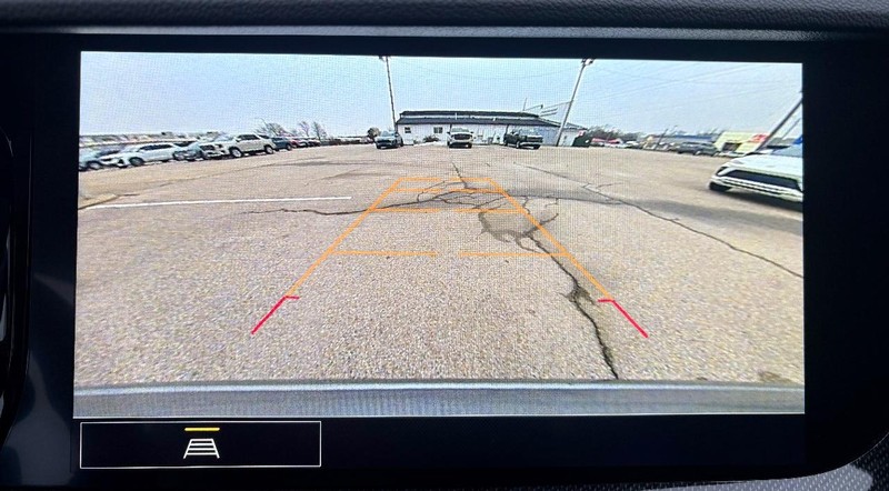 Buick Envision Vehicle Full-screen Gallery Image 25