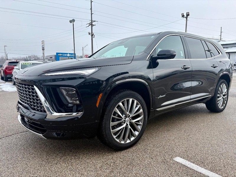 Buick Enclave Vehicle Full-screen Gallery Image 08