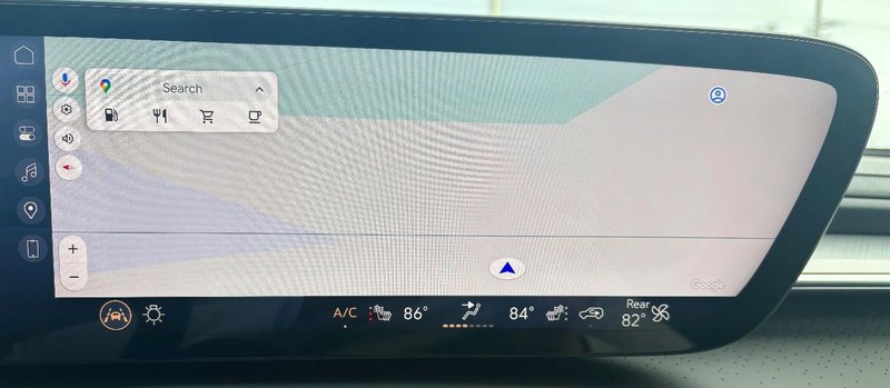 Buick Enclave Vehicle Full-screen Gallery Image 29
