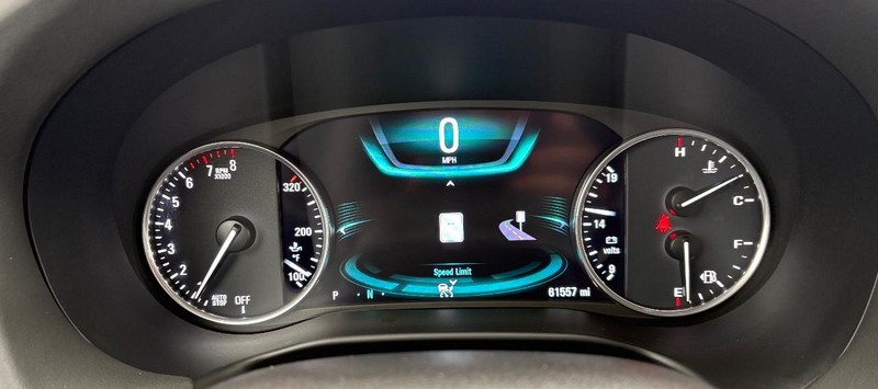 Buick Enclave Vehicle Full-screen Gallery Image 25