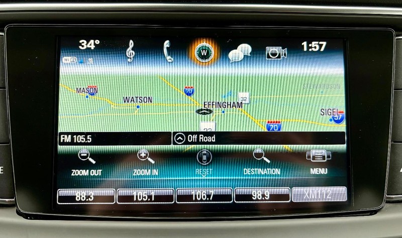 Buick Enclave Vehicle Full-screen Gallery Image 29