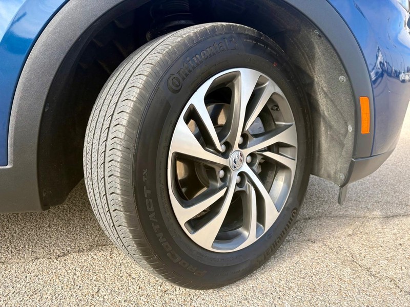 Buick Envision Vehicle Full-screen Gallery Image 10