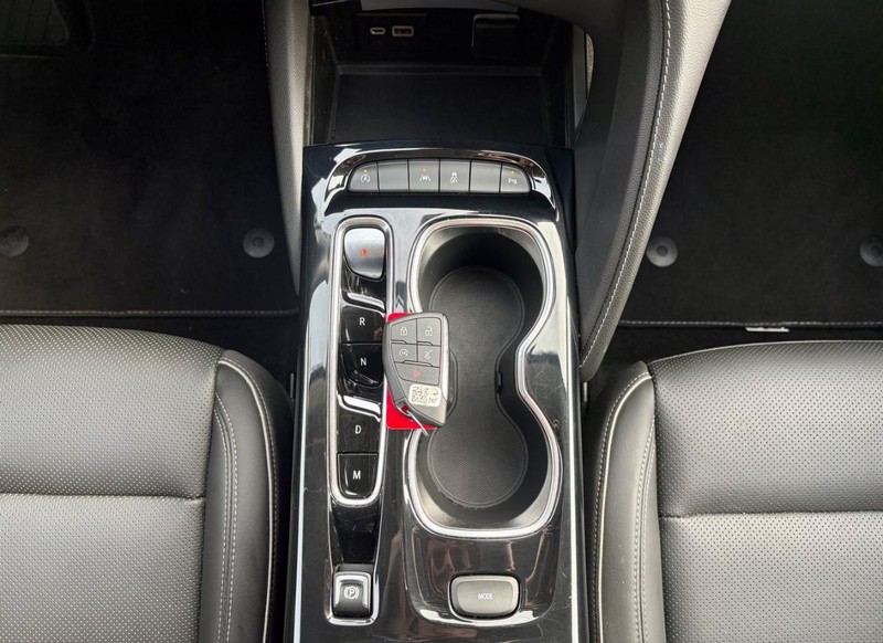 Buick Envision Vehicle Full-screen Gallery Image 14