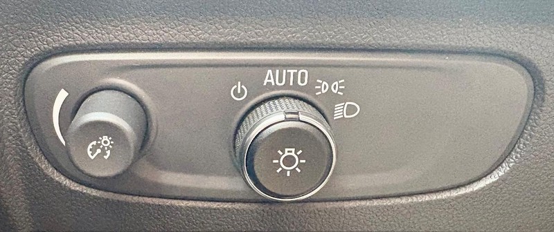 Buick Envision Vehicle Full-screen Gallery Image 18