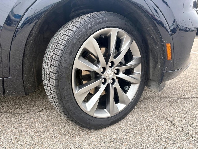 Buick Envision Vehicle Full-screen Gallery Image 10