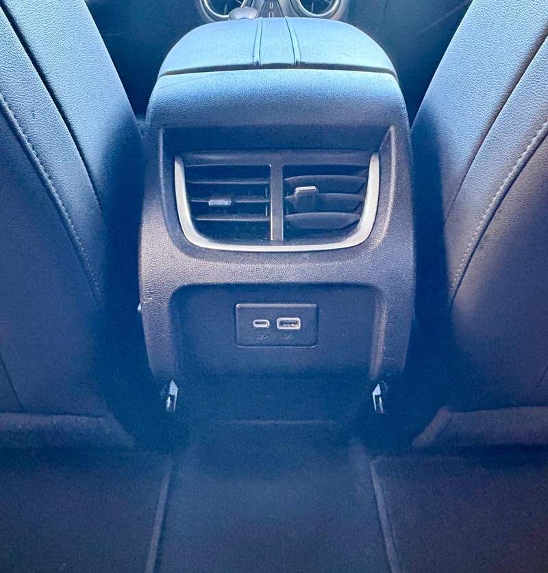 Chevrolet Blazer Vehicle Full-screen Gallery Image 12