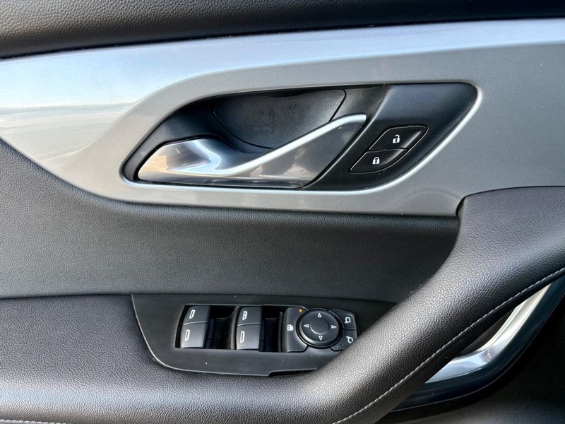 Chevrolet Blazer Vehicle Full-screen Gallery Image 18