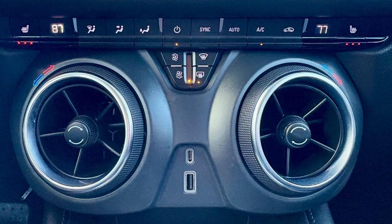 Chevrolet Blazer Vehicle Full-screen Gallery Image 26