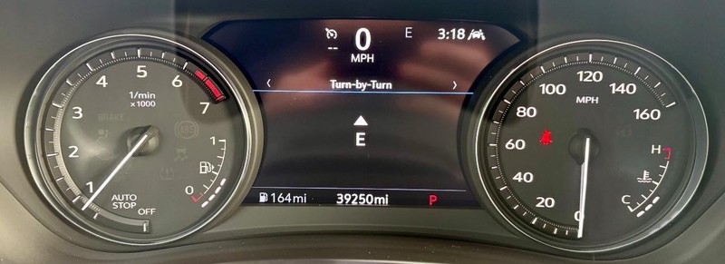 Cadillac XT4 Vehicle Full-screen Gallery Image 22