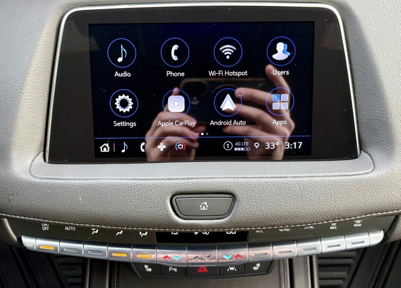 Cadillac XT4 Vehicle Full-screen Gallery Image 23
