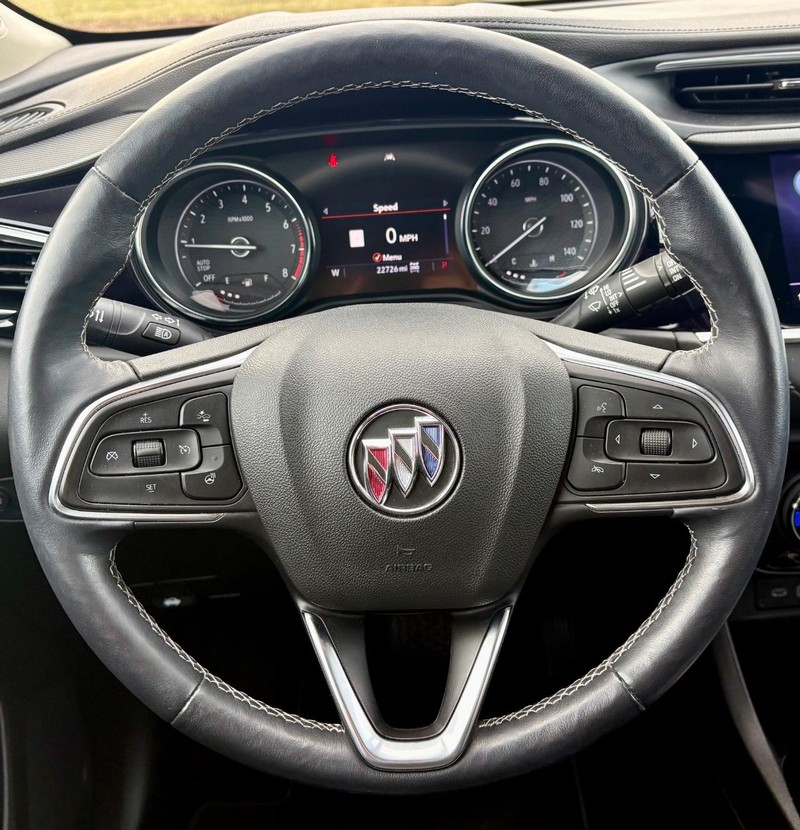 Buick Encore GX Vehicle Full-screen Gallery Image 19