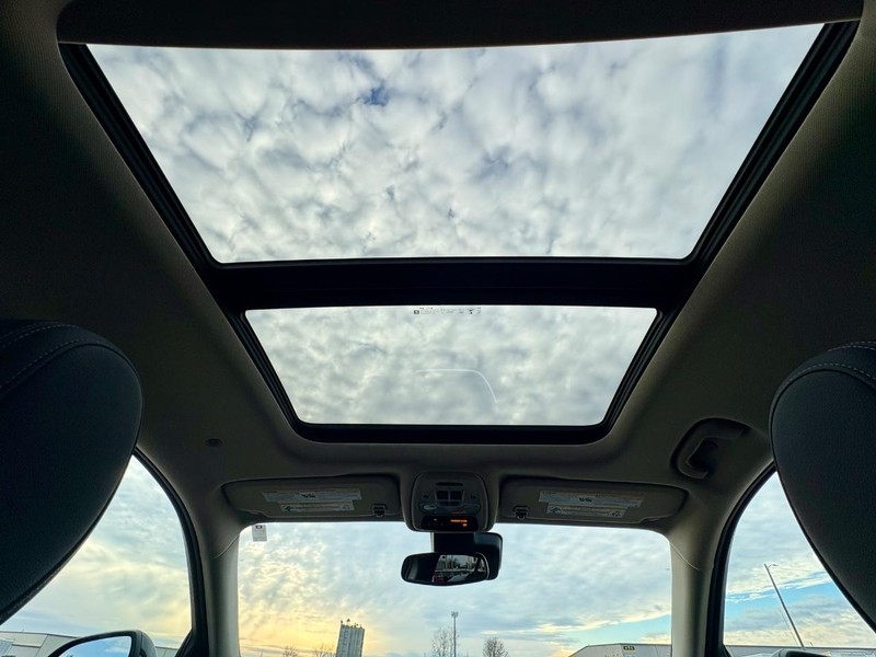 Buick Encore GX Vehicle Full-screen Gallery Image 29