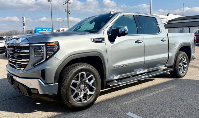 2024 GMC Sierra 1500 SLT thumbnail image 08