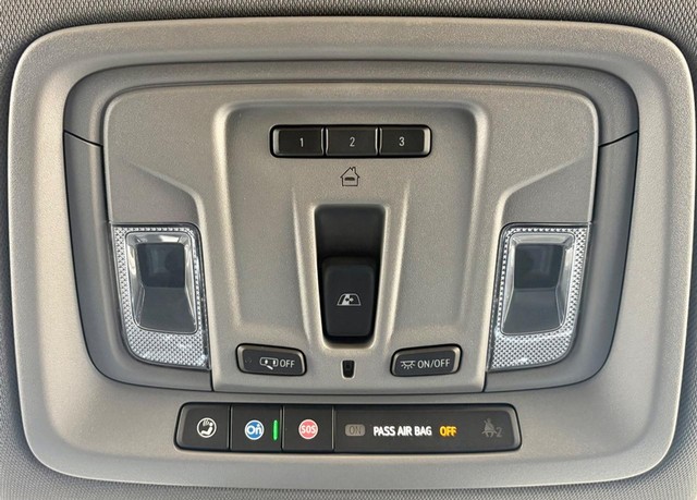 2024 GMC Sierra 1500 SLT thumbnail image 32