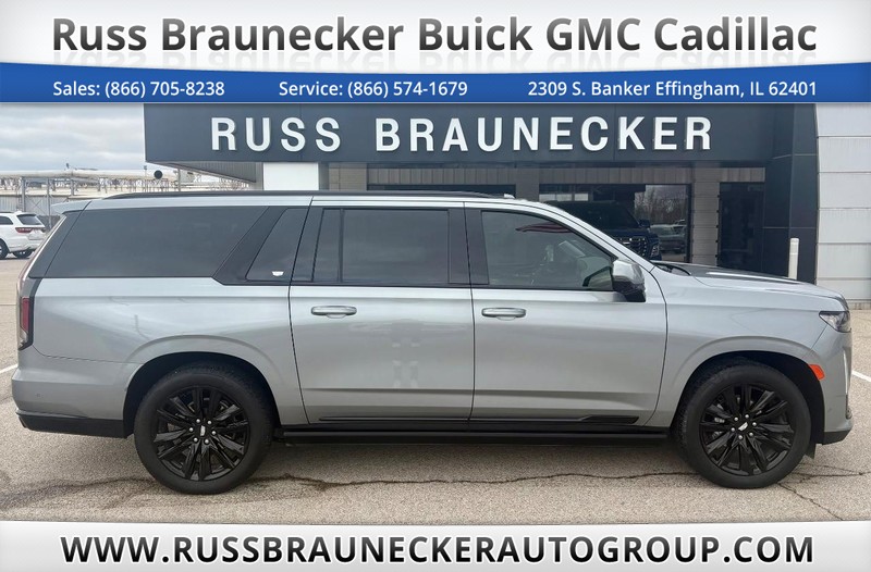 Cadillac Escalade ESV Vehicle Full-screen Gallery Image 01