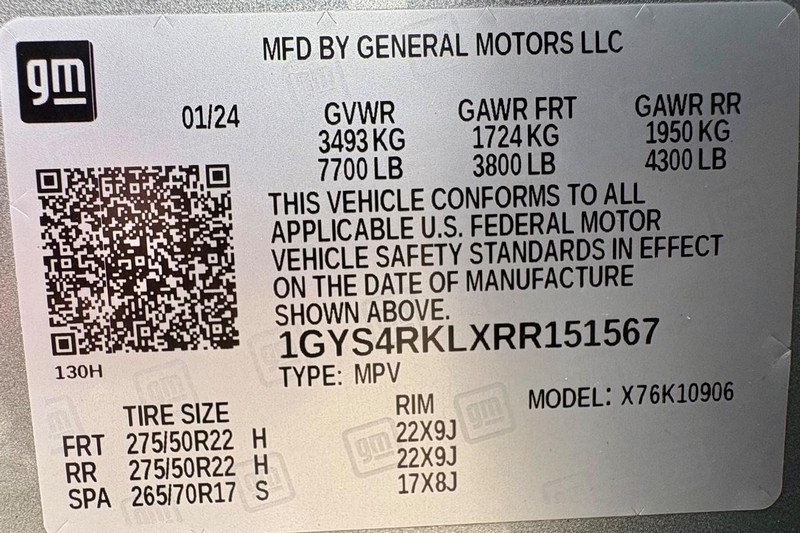 Cadillac Escalade ESV Vehicle Full-screen Gallery Image 38