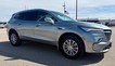 2024 Buick Enclave Essence thumbnail image 02