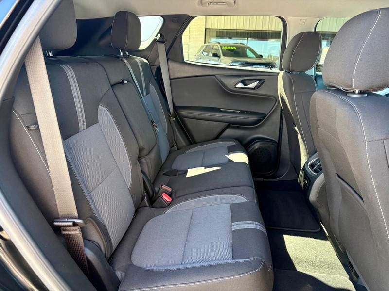 Chevrolet Blazer Vehicle Full-screen Gallery Image 11