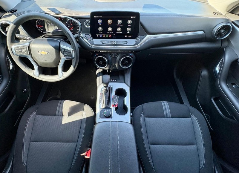 Chevrolet Blazer Vehicle Full-screen Gallery Image 13