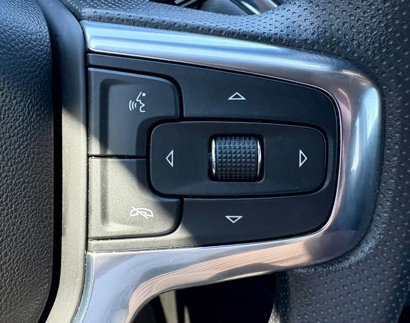 Chevrolet Blazer Vehicle Full-screen Gallery Image 21