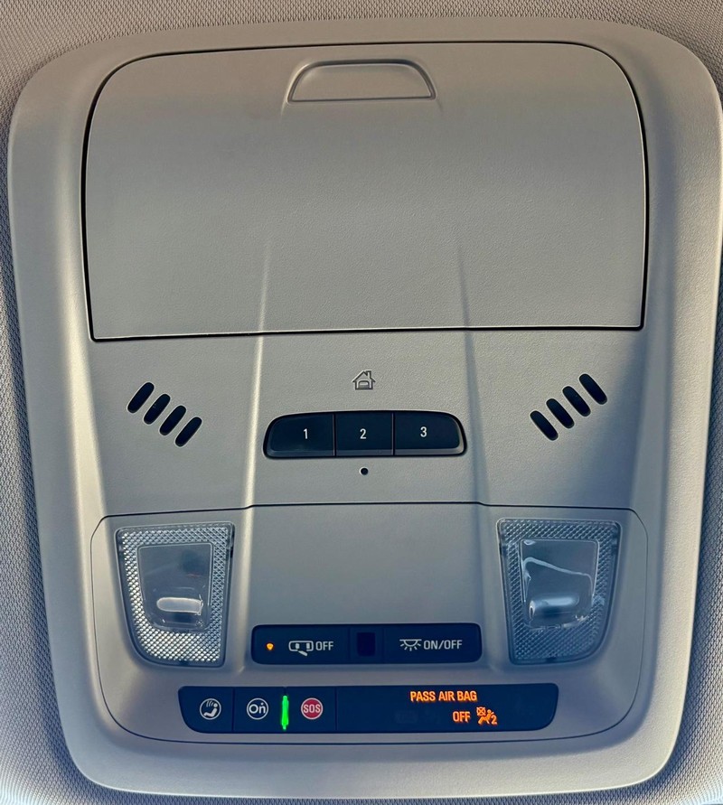 Chevrolet Blazer Vehicle Full-screen Gallery Image 28