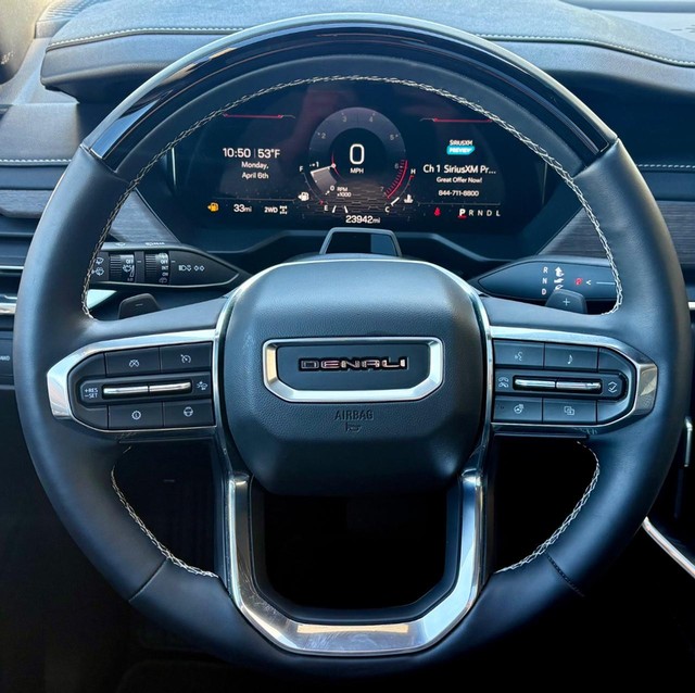 2024 GMC Acadia Denali thumbnail image 22
