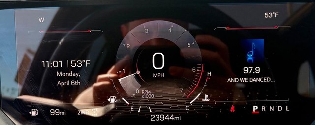 2024 GMC Acadia Denali thumbnail image 25