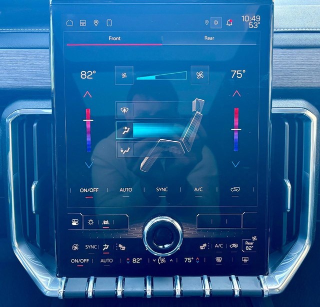 2024 GMC Acadia Denali thumbnail image 28