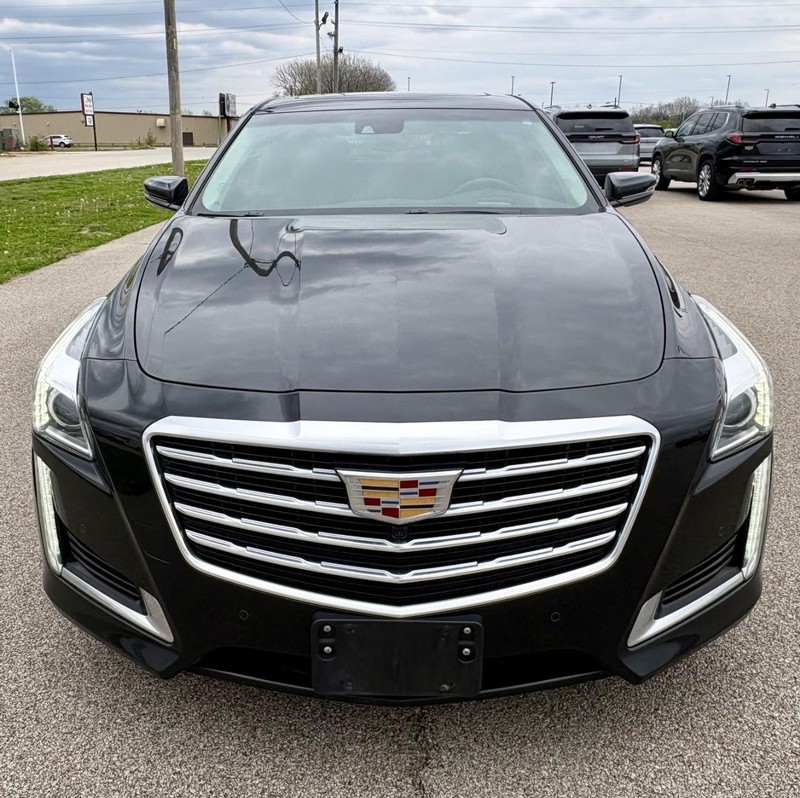 Cadillac CTS Sedan Vehicle Full-screen Gallery Image 08