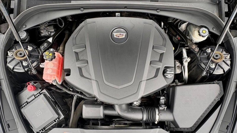 Cadillac CTS Sedan Vehicle Full-screen Gallery Image 09