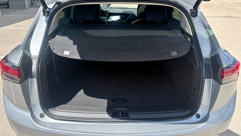 Buick Envision Vehicle Full-screen Gallery Image 05