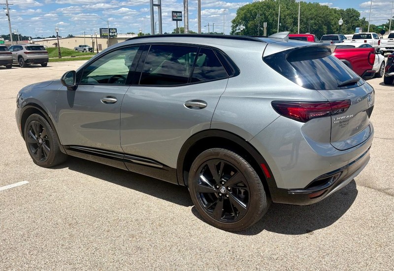 Buick Envision Vehicle Full-screen Gallery Image 07