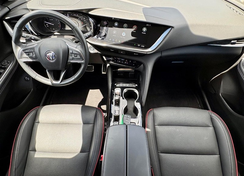 Buick Envision Vehicle Full-screen Gallery Image 13