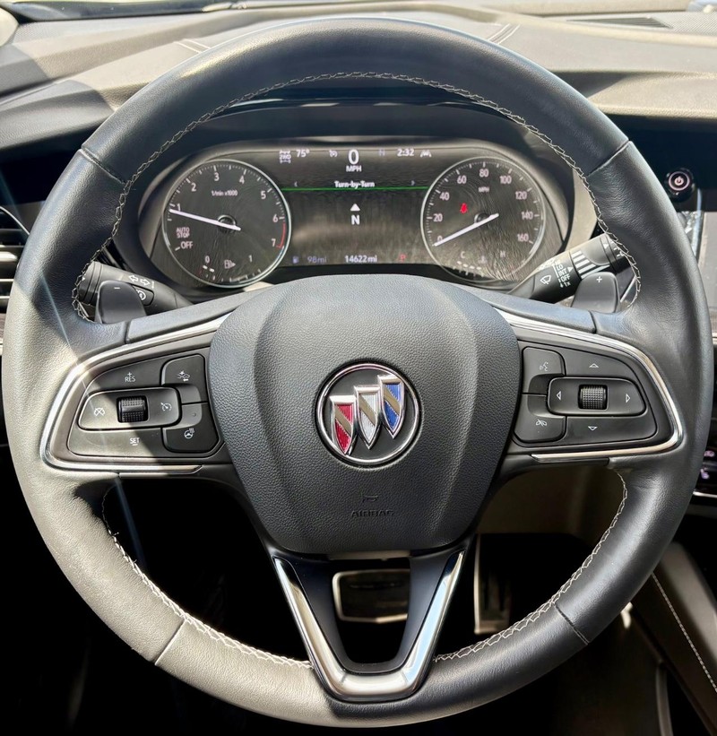Buick Envision Vehicle Full-screen Gallery Image 19