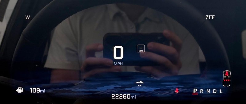 Chevrolet Equinox Vehicle Full-screen Gallery Image 22