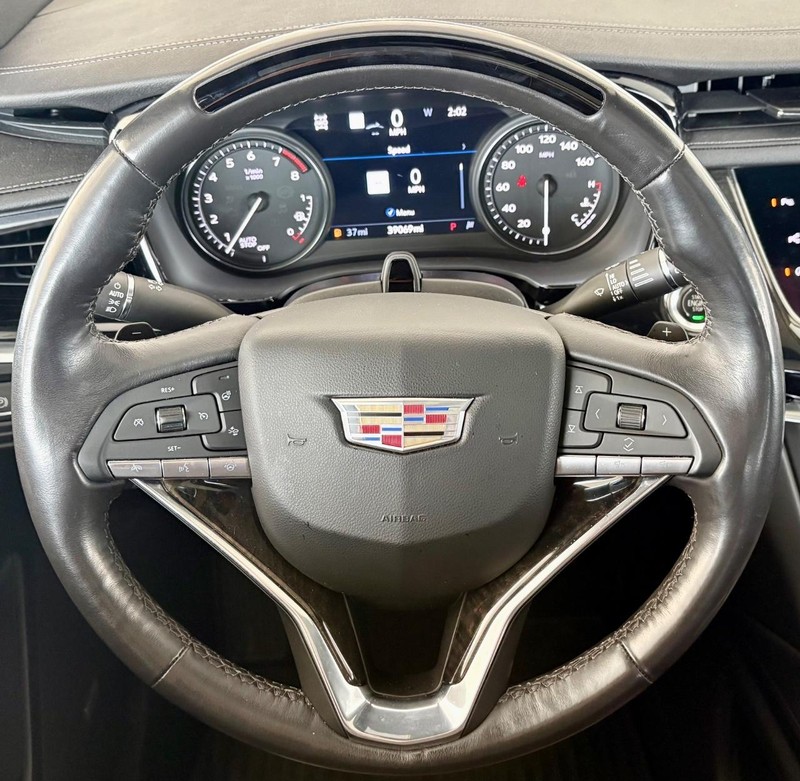 Cadillac XT6 Vehicle Full-screen Gallery Image 23