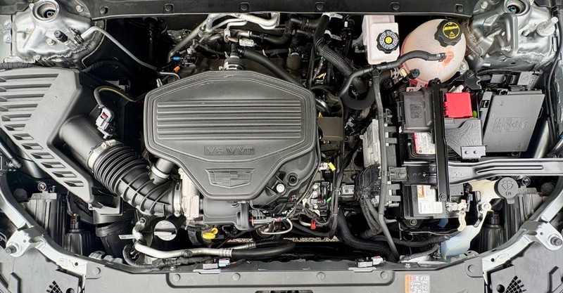 Cadillac XT6 Vehicle Full-screen Gallery Image 11