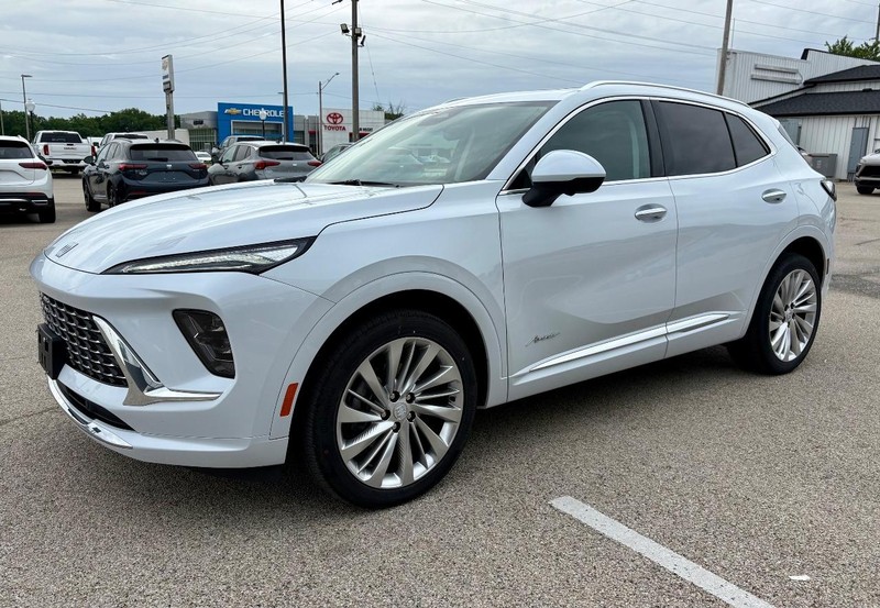 Buick Envision Vehicle Full-screen Gallery Image 07