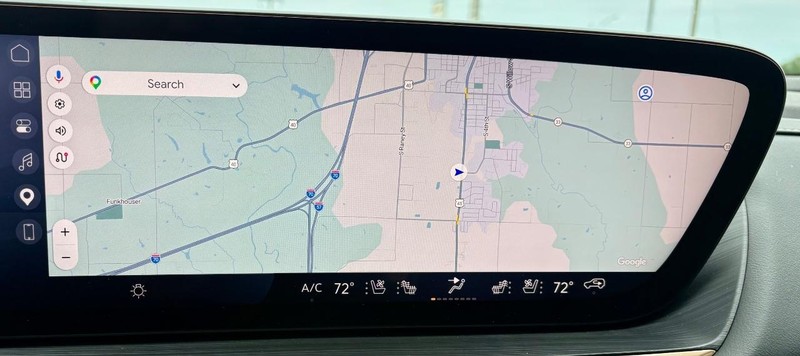 Buick Envision Vehicle Full-screen Gallery Image 26
