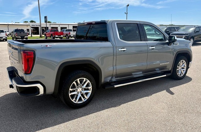 2022 GMC Sierra 1500 Limited 4WD SLT Crew Cab thumbnail image 03